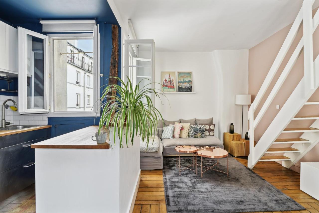 Charming Duplex In Privatestreet, Citycenter Parijs Buitenkant foto