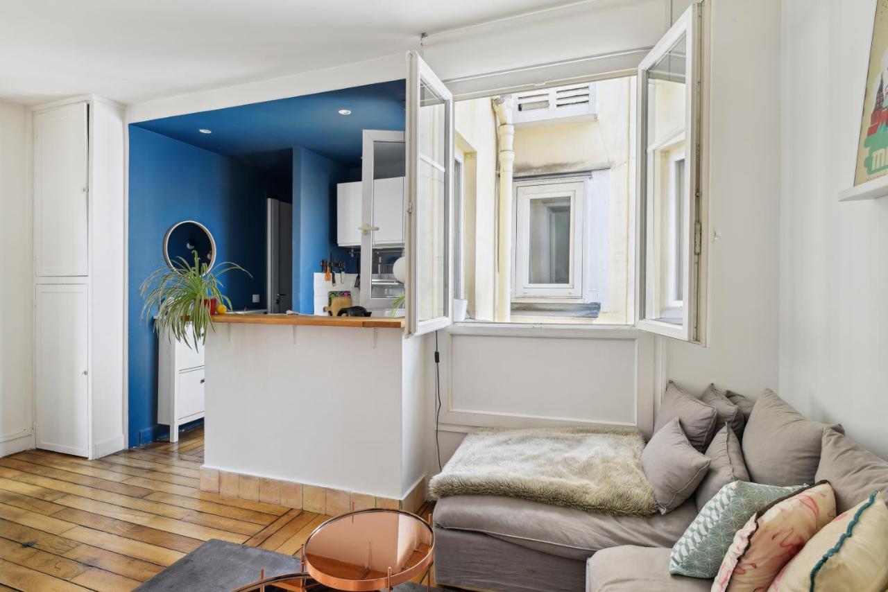 Charming Duplex In Privatestreet, Citycenter Parijs Buitenkant foto